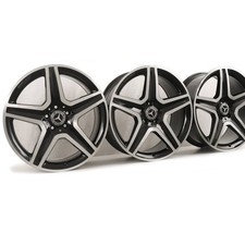 Cerchi in lega Mercedes Classe GLA AMG 19 ORIGINALI A1564010600