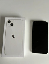 Apple iPhone 13 - 128GB -