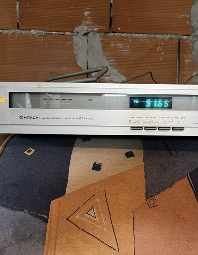Hitachi radio turner stereo - turner,