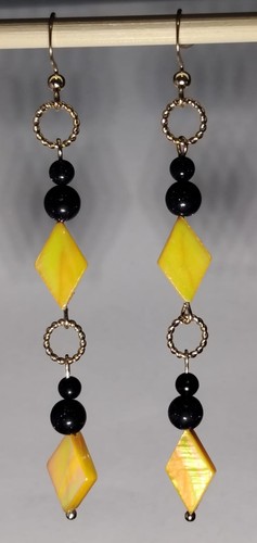 Orecchini con conchiglia - orecchini,