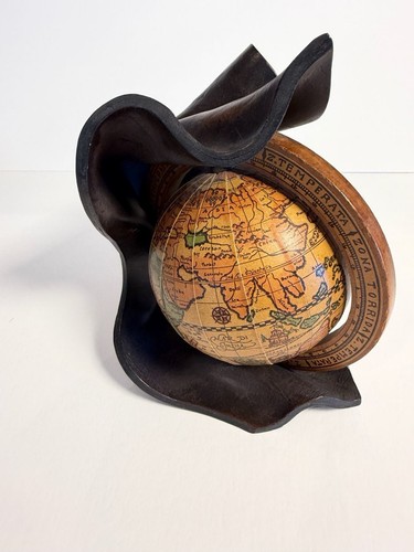 Mappamondo vintage italiano