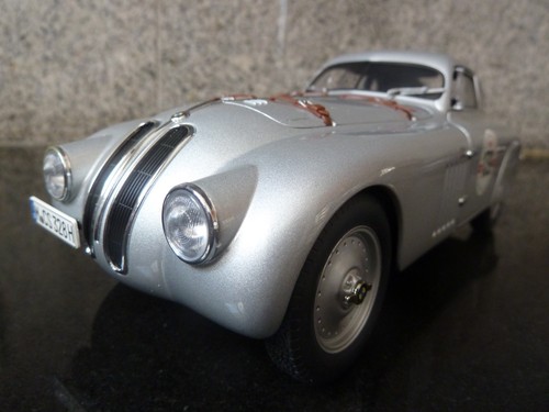 Autoart dealer edition - 1:18,