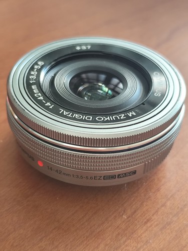 Olympus zuiko 42mm - olympus, m.zuiko