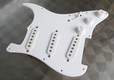 Fender Squier Vintage Korea Stratocaster Pickguard + Pickup completamente saldato