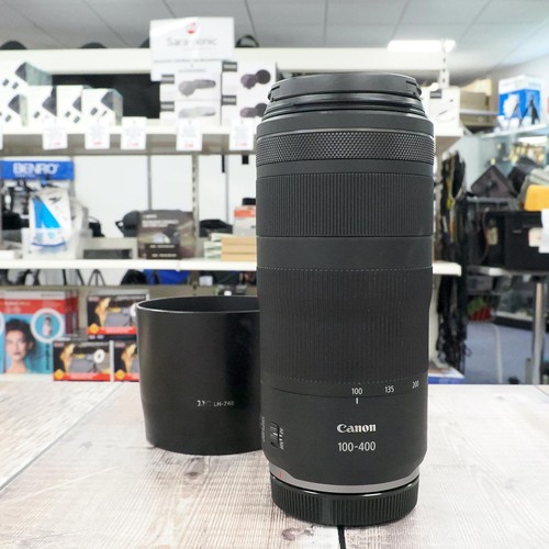 Canon 100 400mm 8 is - f5.6-8,