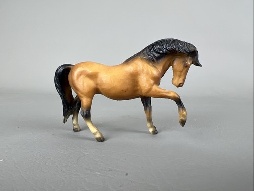 Vintage breyer stablemate - vintage,