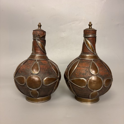 Coppia vasi qirba - qirba, in