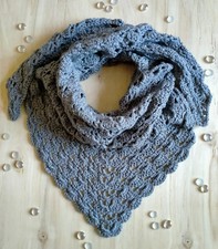 Sciarpa baktus realizzata a