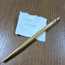 Penna a sfera Caran d'Ache