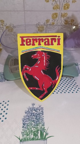 Gadgets ferrari legno - gadgets,