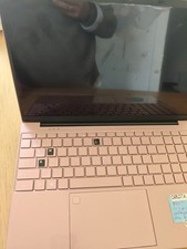 Laptop Rosa 32GB RAM POLLICI 15.6 INTEL INSIDE