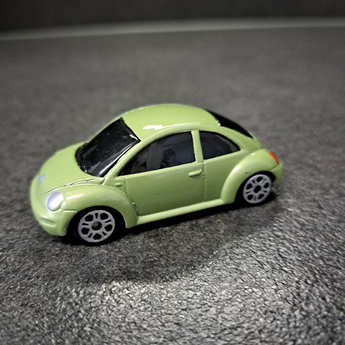 Maisto volkswagen new beetle - volkswagen,