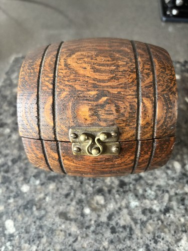 Vintage teofani barrel - vintage, shaped