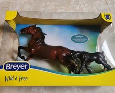 Breyer Set Cavallo e Puledro