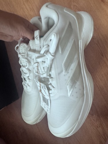 Taglia adidas avacourt - 9, 2