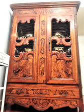 ARMADIO INGLESE IN NOCE INTEGRO E ORIGINALE - 800'