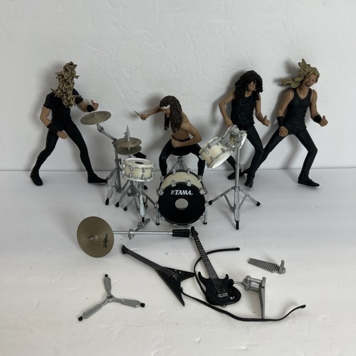 Metallica action figure palco