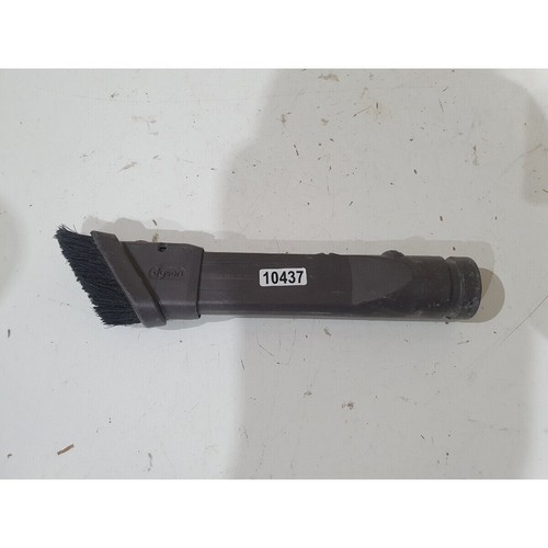 Dyson crevice tool dusting - &,