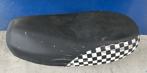 Sella nera scacchi mbk - sella,