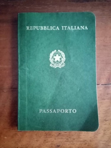 Passaporto italiano scaduto