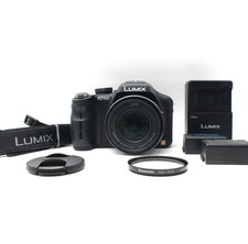 Fotocamera digitale compatta