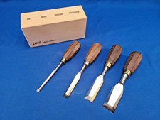 Set di scalpelli per testa Pfeil Swiss Made con bordo smussato - blocco di legno 1/4, 1/2, 3/4,