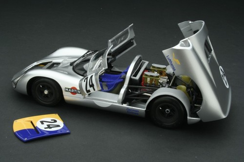 Exoto 1968 martini - |, 1:18