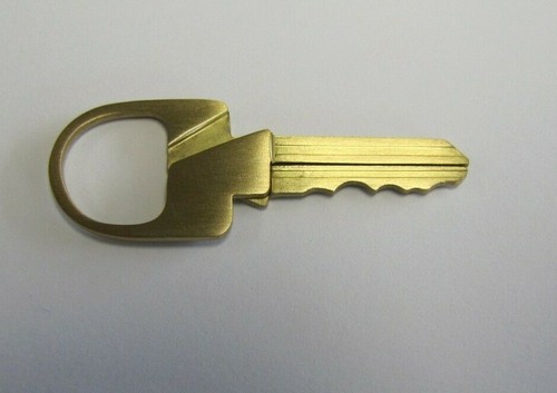 Brass key roach clip - brass,