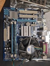 GIGABYTE GA-g31m-eS2L  SK 775 + CPU intel E7500+ RAM 3gb Dissipatore Intel 
