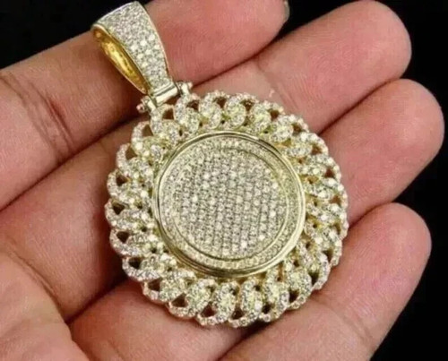 Ciondolo uomo vera moissanite