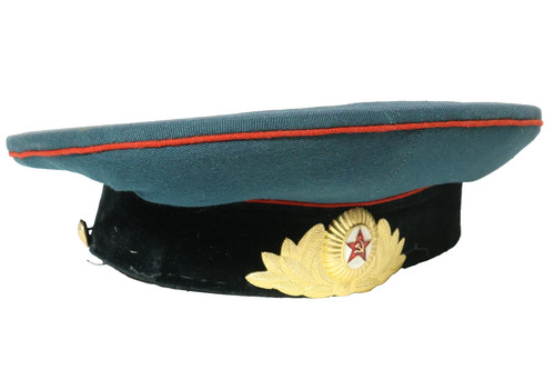 Vecchio cappello militare - vecchio,