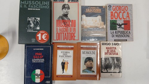 Fascismo mussolini salò - -,