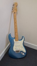 Fender Standard Stratocaster
