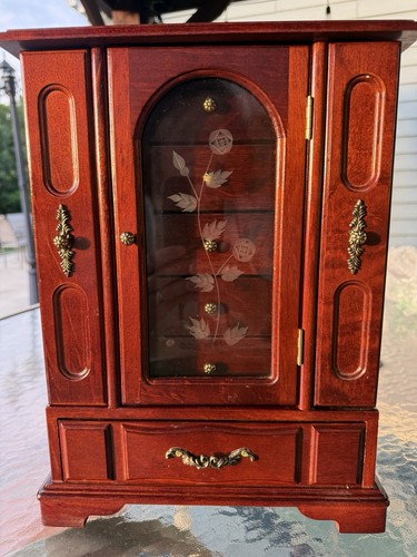 Armadio portagioie cassettiera