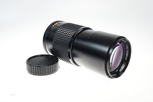 Minolta 200 f4 - mm,