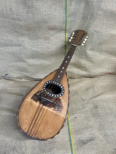 Antico mandolino stridente - antico,