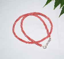 Collana di perle in giada