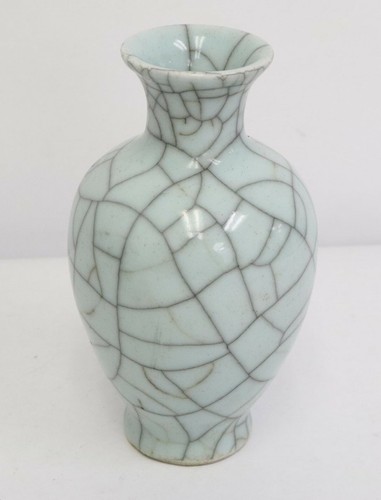 Antico vaso cinese - , in