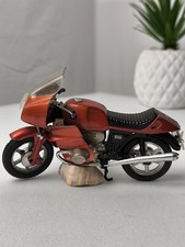 Modellino moto BMW R 100 RS.