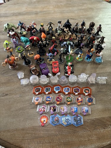 Lotto pezzi totali disney - lotto, 84