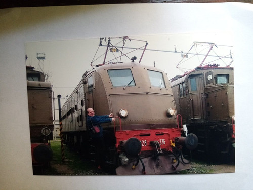 Foto locomotive deposito - ,