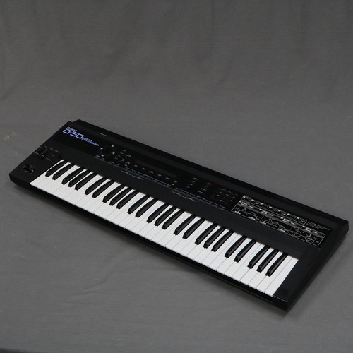 Roland keyboard - d-50,