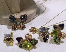 Farfalla multicolore stile