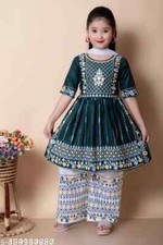 Set trendy Kurti Palazzo