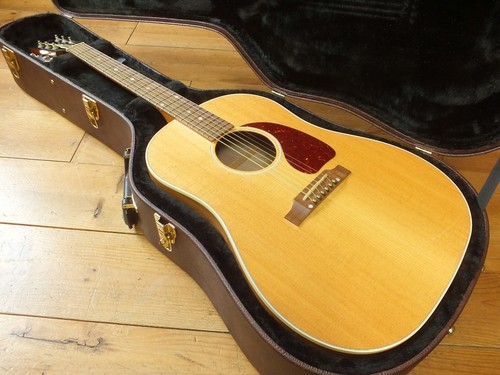Gibson studio 2019 - **, *