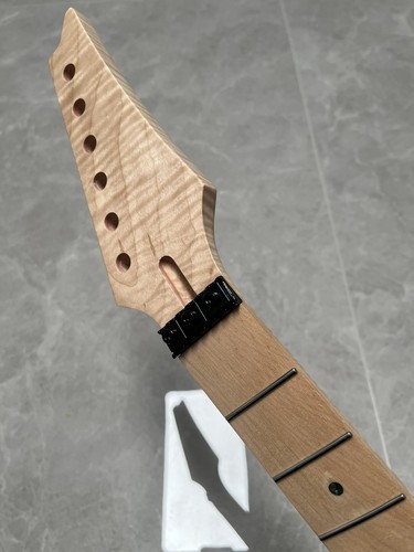Manico chitarra elettrica