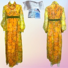 VTG 1970's Brides Showcase