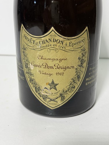 Champagne dom pérignon - dom,