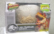Prima Hatch Jurassic World
