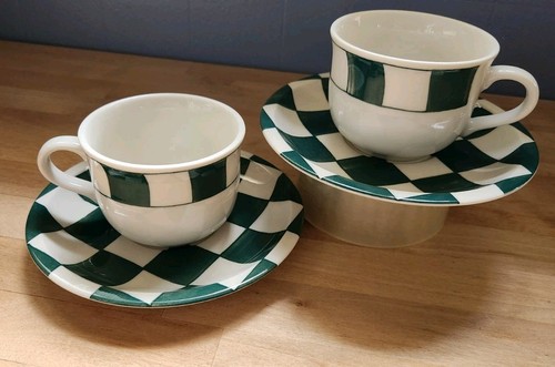 Servizio per tazza e - servizio,